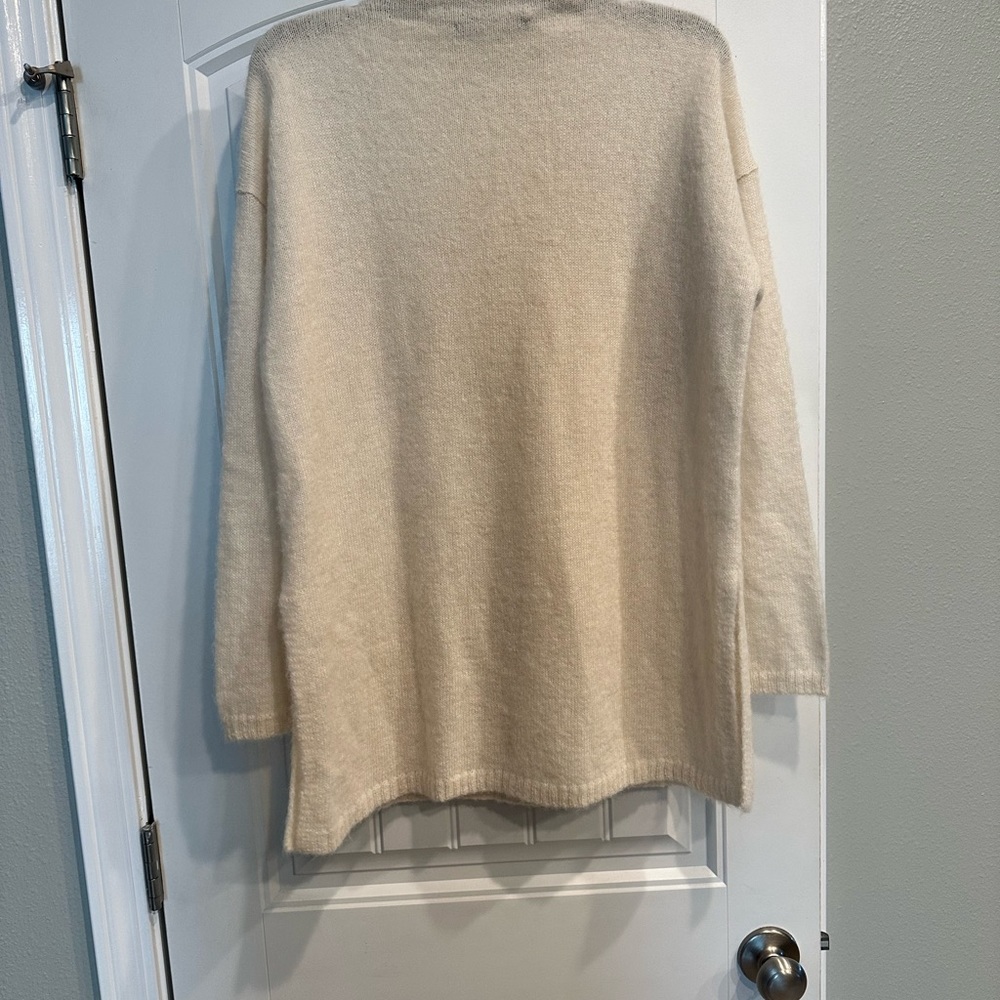 Peruvian Connection Sweater - Picture 5 of 5
